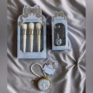 Bridgerton Makeup Brushes, Eyelash Curler, Tweezer & Compact Mirror Beauty Set